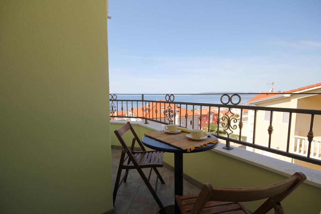 Apartments Adriatika Makarska Room photo
