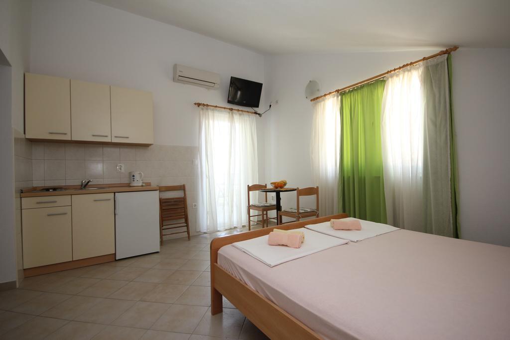 Apartments Adriatika Makarska Exterior photo
